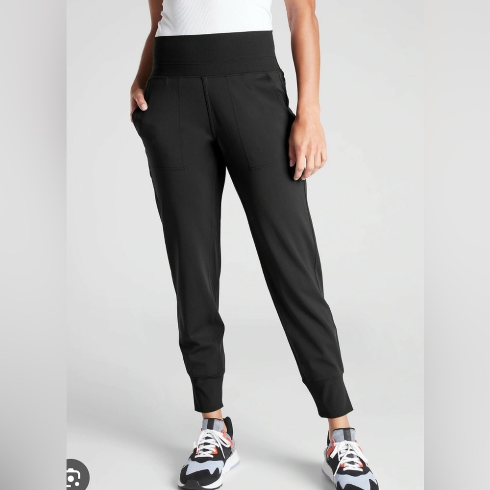 Athleta Venice Jogger